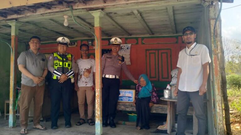 Satlantas Polres Sampang Hadir di Tengah Sanubari Masyarakat