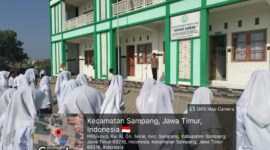 Saat Polisi Hadir di Sekolah, Menjaga Mimpi Anak-Anak Sampang